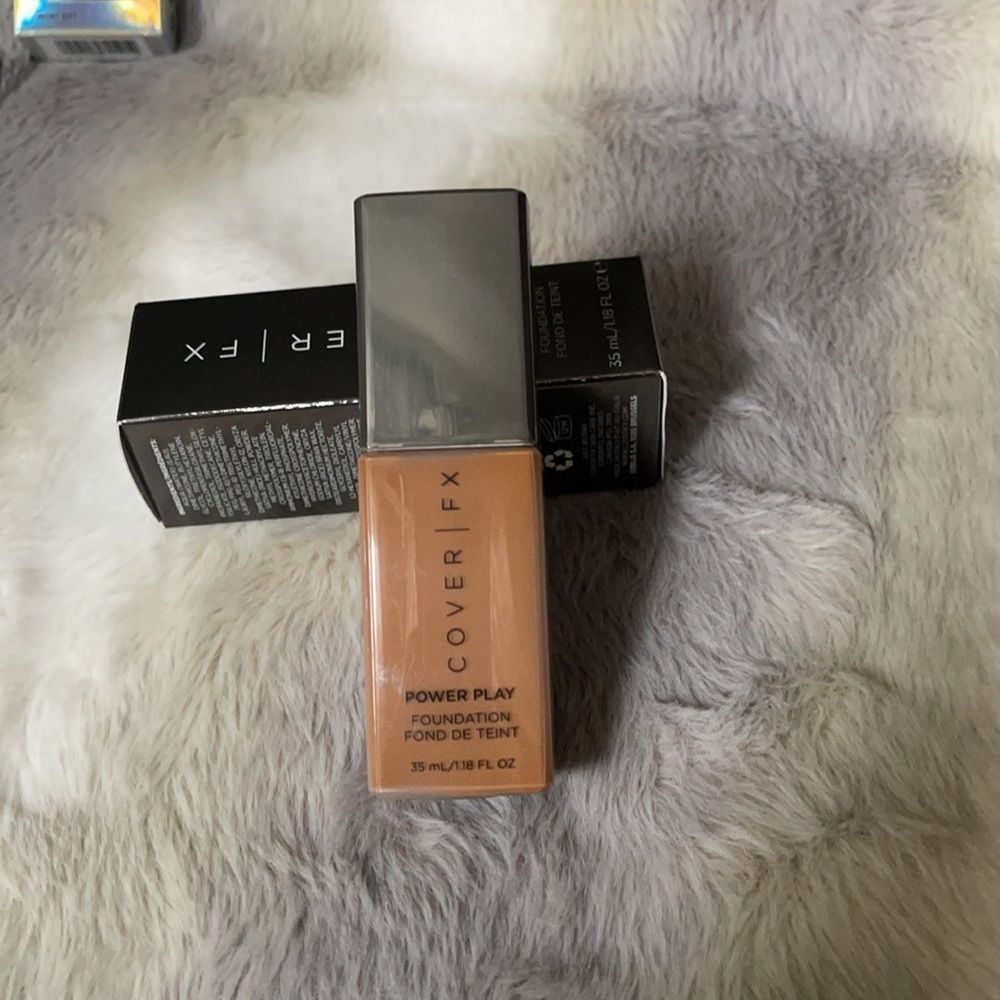 - Cover FX Power Play Foundation - Picture 3 of 4